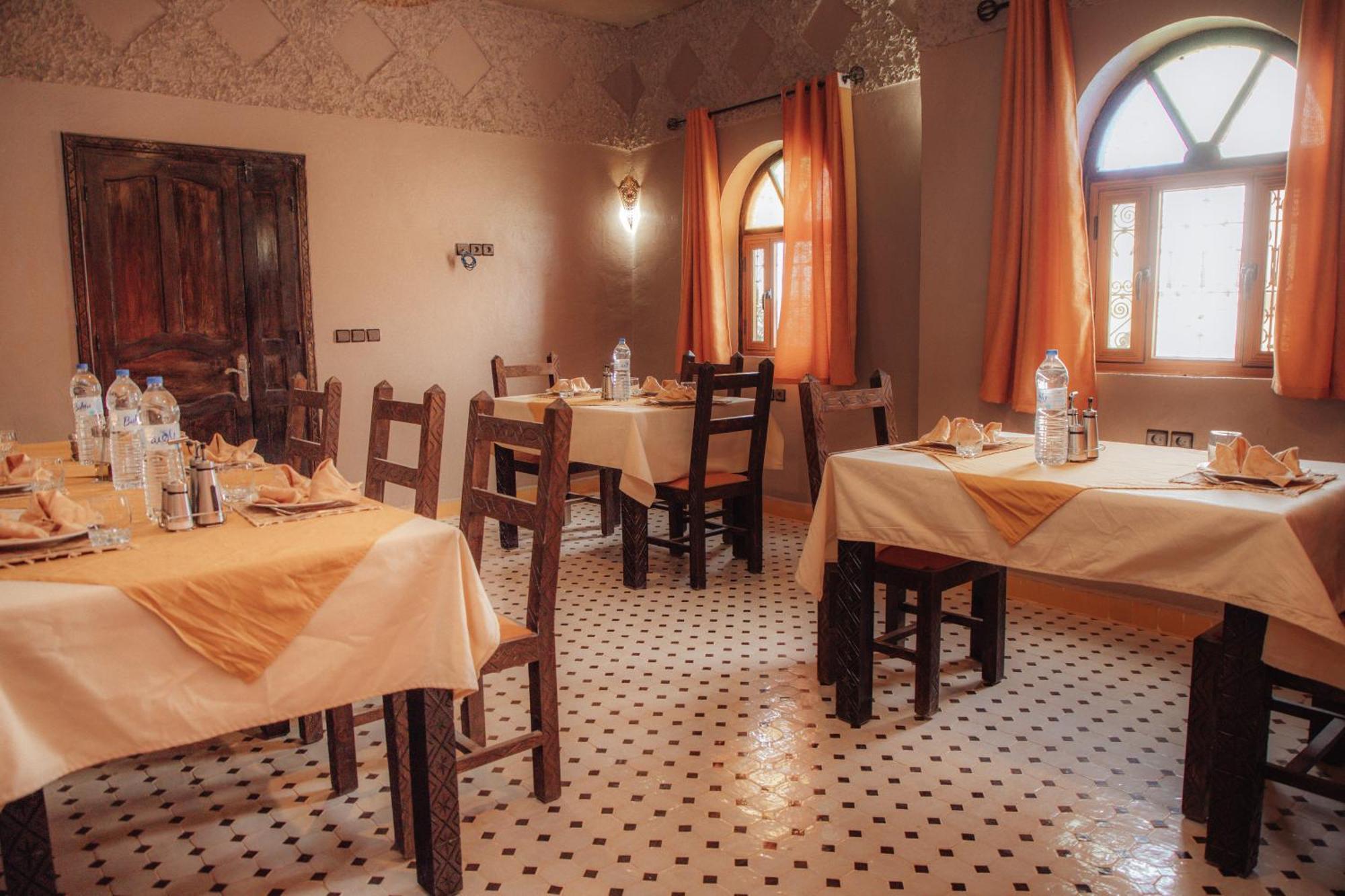 Traditional Riad Merzouga Dunes Esterno foto