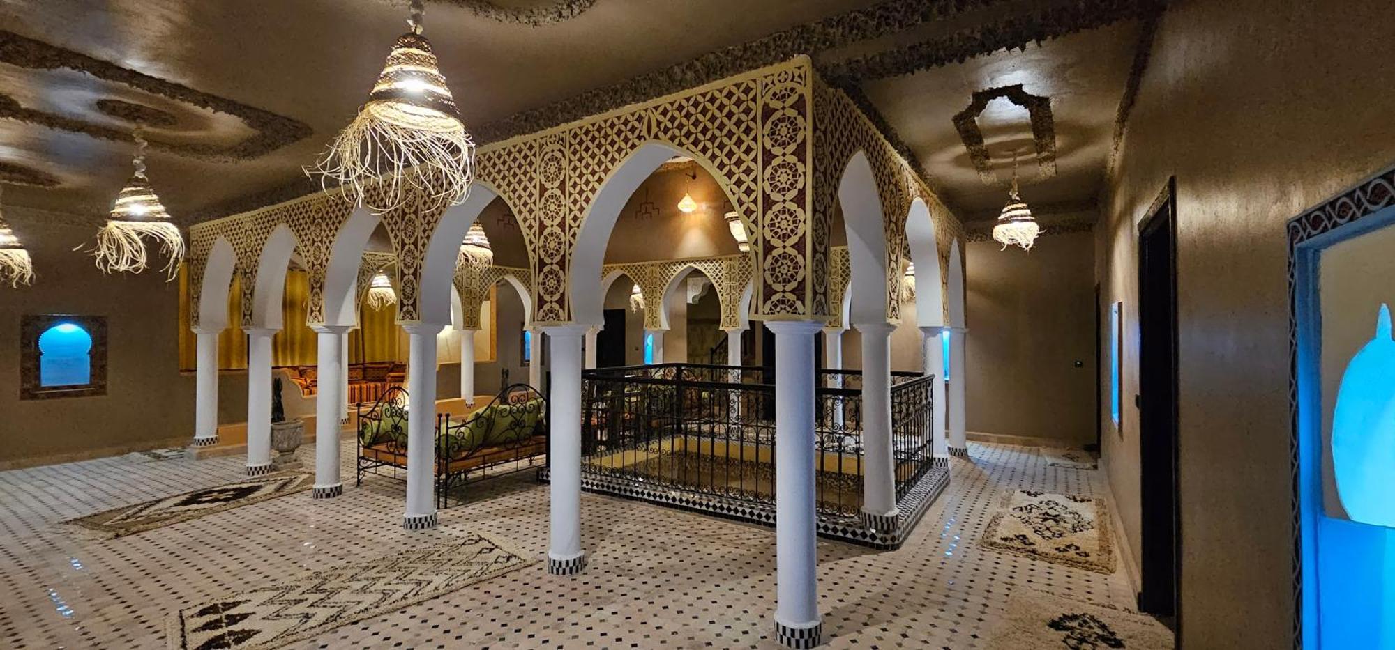 Traditional Riad Merzouga Dunes Esterno foto
